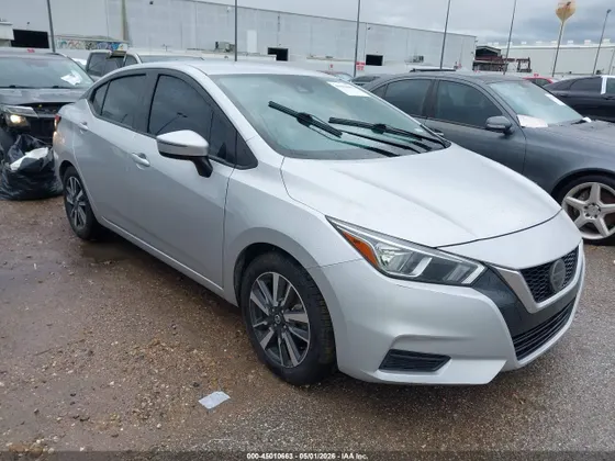 2021 Nissan Versa SV