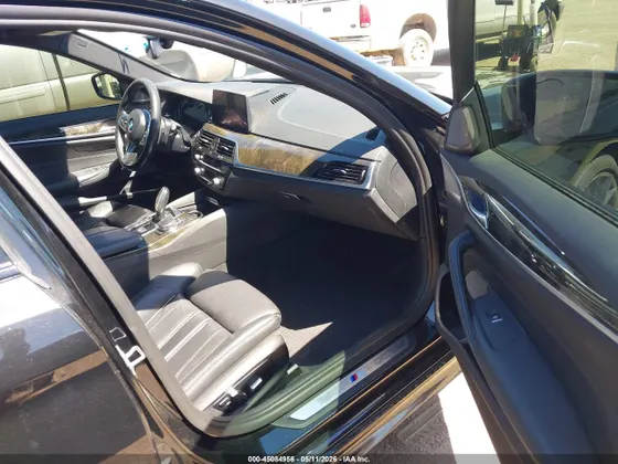 2019 BMW 5 Series 540i
