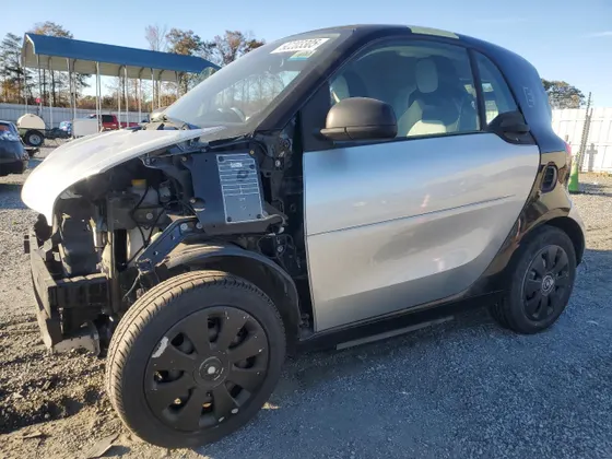2018 smart fortwo electric drive passion