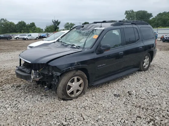 2005 GMC Envoy XL SLE