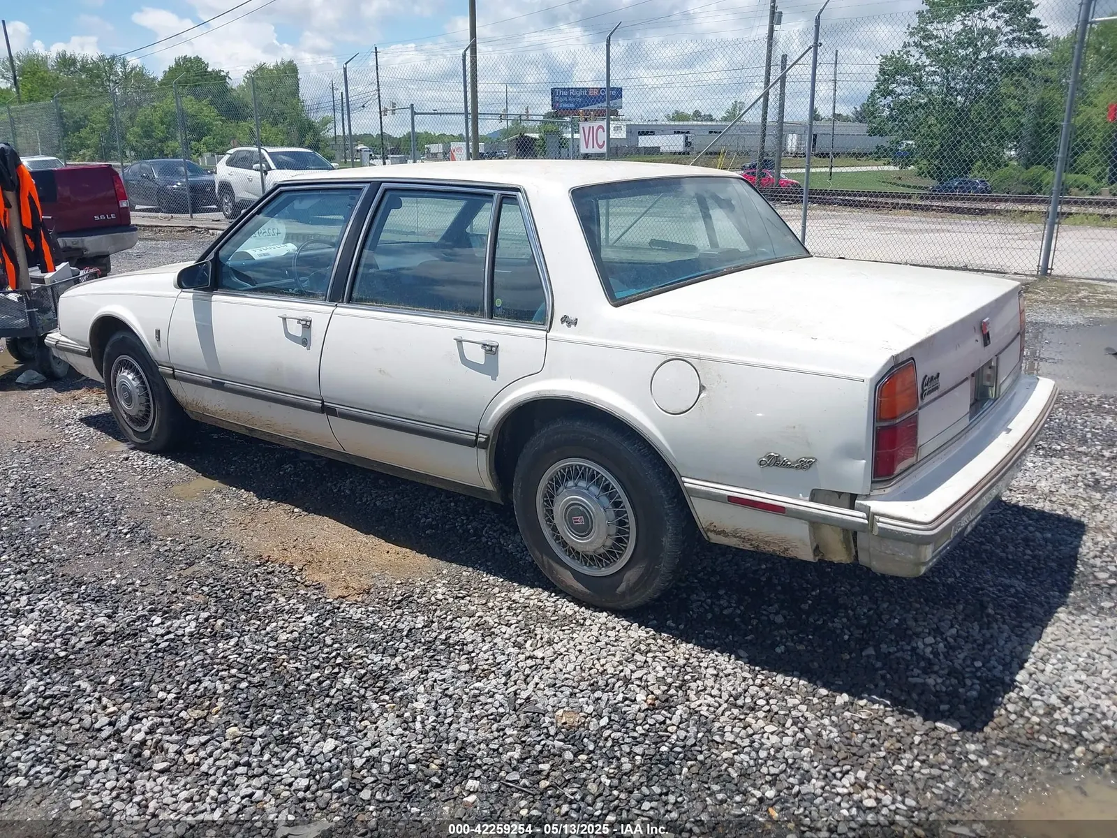 1988 Oldsmobile Delta 88 ROYALE