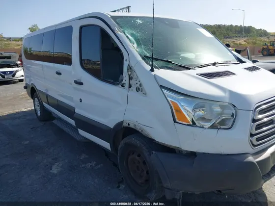 2015 Ford Transit Wagon XLT