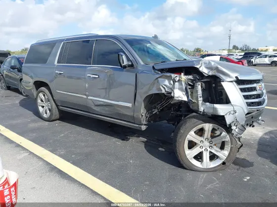 2018 Cadillac Escalade ESV Premium Luxury