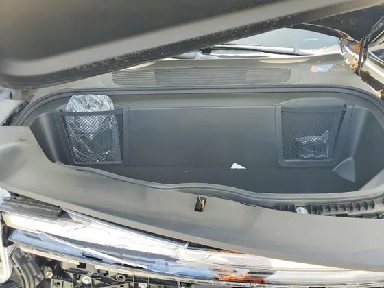 2025 Rivian R1S Adventure