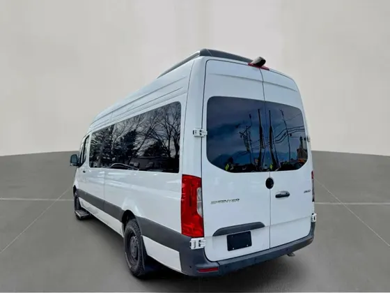 2024 Mercedes-Benz Sprinter Passenger Van SPRINTER