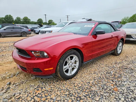 2010 Ford Mustang V6