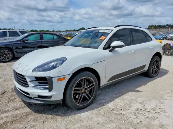 2021 Porsche Macan