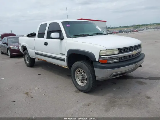 2002 Chevrolet Silverado 2500 LS