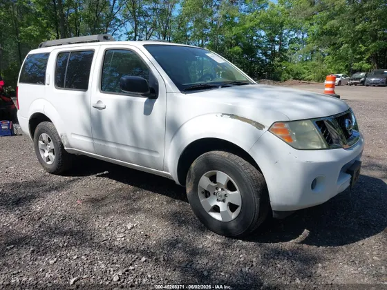 2011 Nissan Pathfinder SV