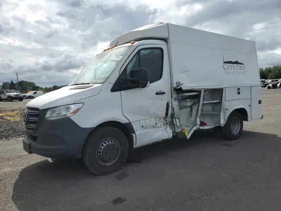 2019 Mercedes-Benz Sprinter Cab Chassis 3500/4500