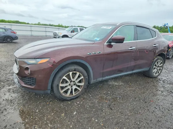 2017 Maserati Levante S